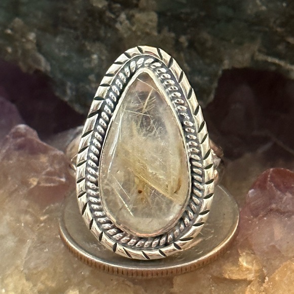 Golden rutilated Angel hair quartz sterling silver ring - Picture 2 of 8